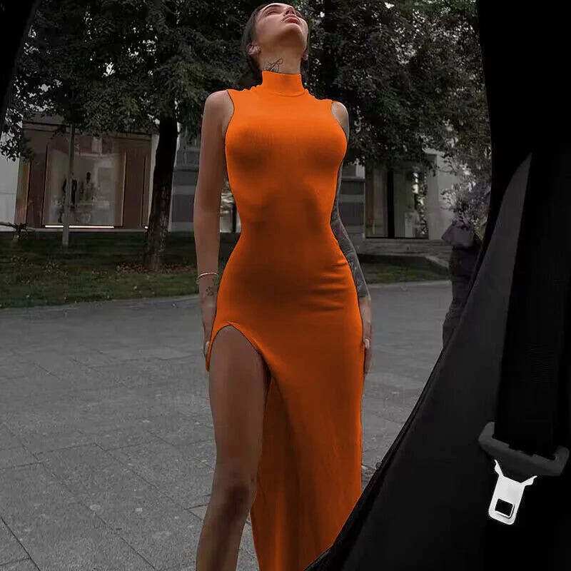Elegant Backless Halter Evening Maxi Dress