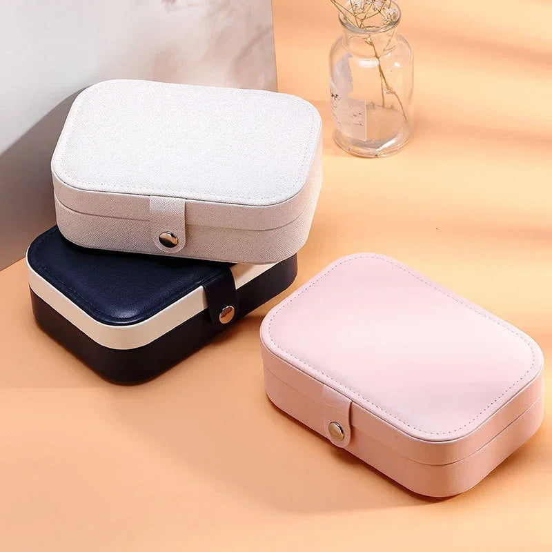 Portable Leather Jewelry Box with Zipper Closure